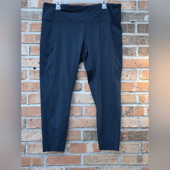lululemon athletica Navy High-Rise Pocket Leggings - Picture 2 of 14